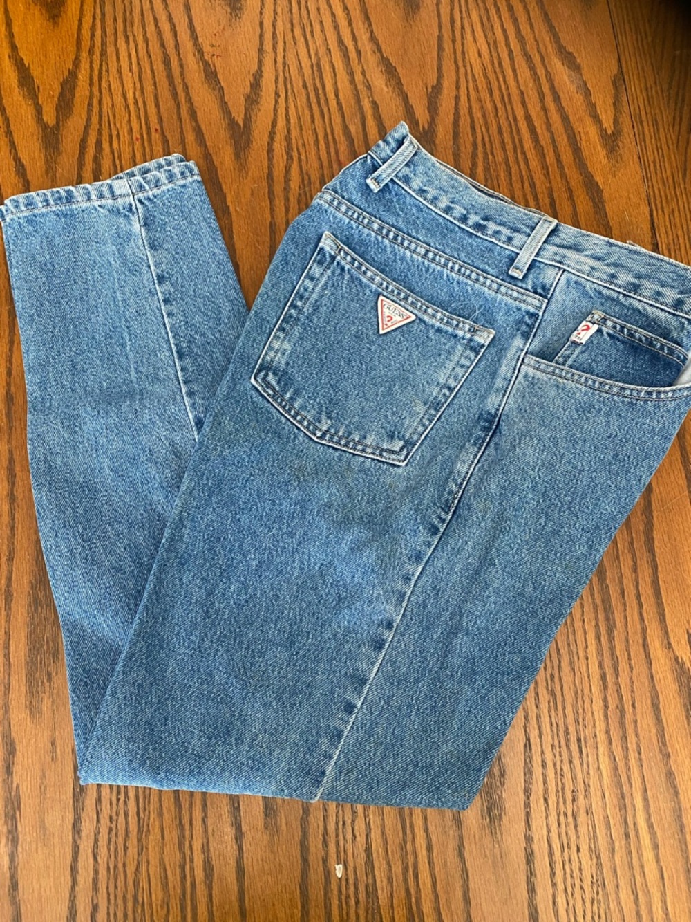 Vintage Women’s High Waisted Mom Guess Jeans Size 31